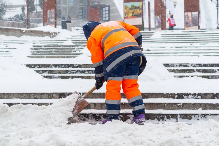 Commercial Snow Plowing Retail Shopping Properties
