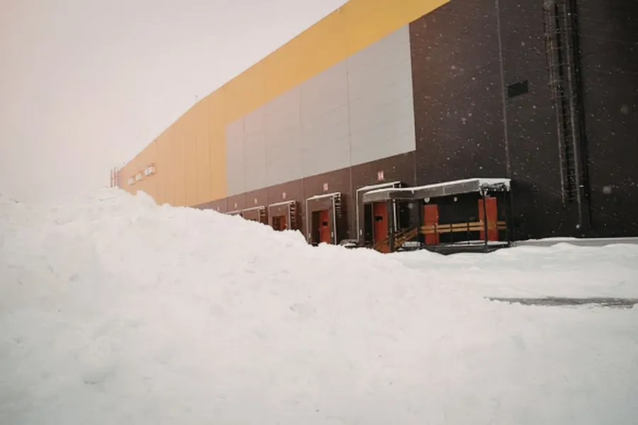 warehouse loading dock snow in London by Greenland Irrigation